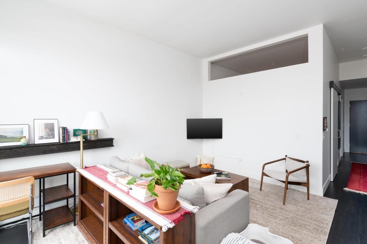 Flexhome Skywalk To Fiserv U3 With Rooftop, Gym, And Parking *